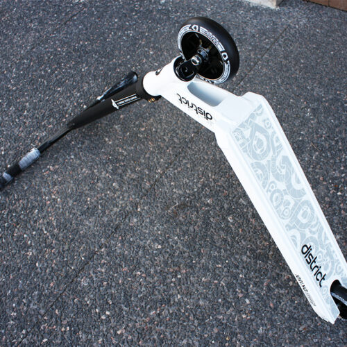 District Phoenix Custom Tõukeratas Valge 85 - Image 6