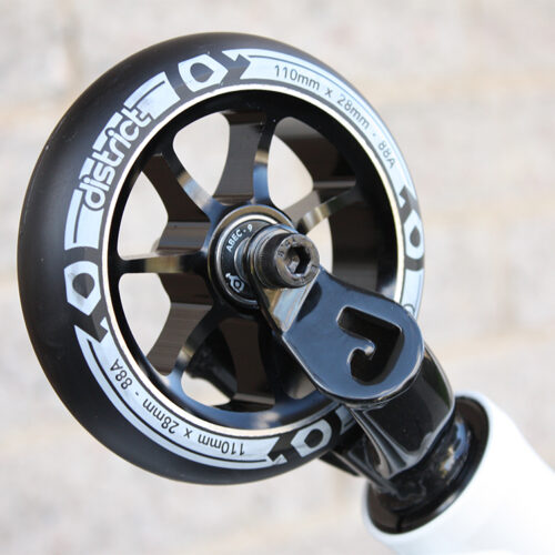 District Phoenix Custom Tõukeratas Valge 85 - Image 8