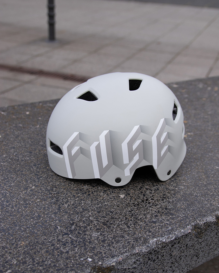 fuse-alpha-helmet-grey 5