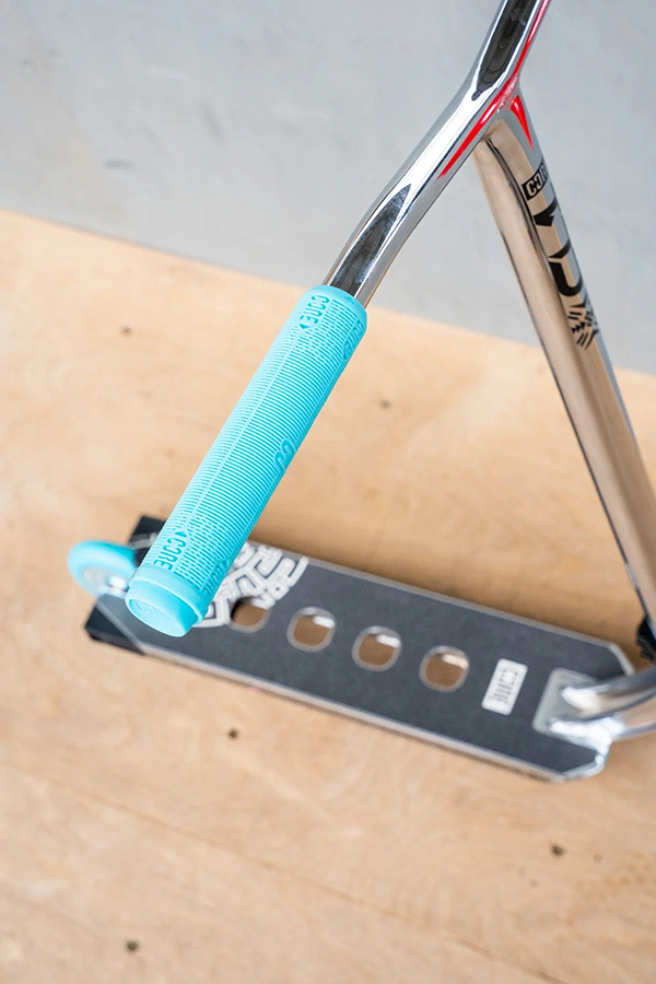 CORE CL1 Pro Scooter Chrome Teal 10