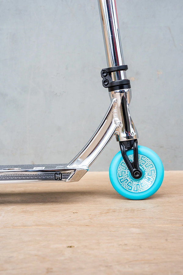 CORE CL1 Pro Scooter Chrome Teal 9