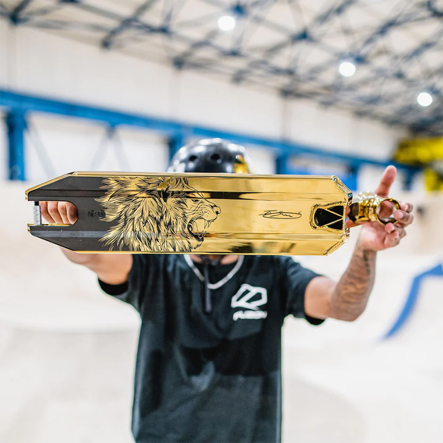 isiah-samms-signature-pro-scooter-deck gold 5