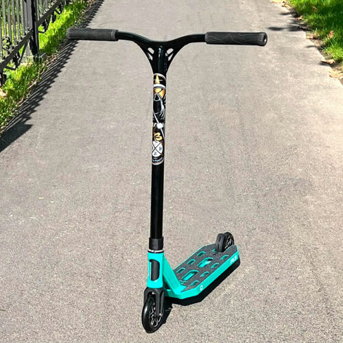 Core Apollo Blunt Custom Tõukeratas - PRO